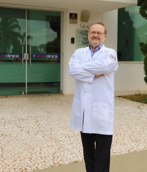  Dr. Carlos Izaias Sartorão Filho